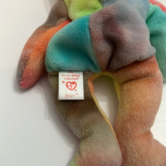 Rare 1996 Original Ty Peace Bear - Retired With Errors and Different Color Ears - Picture 6 of 9